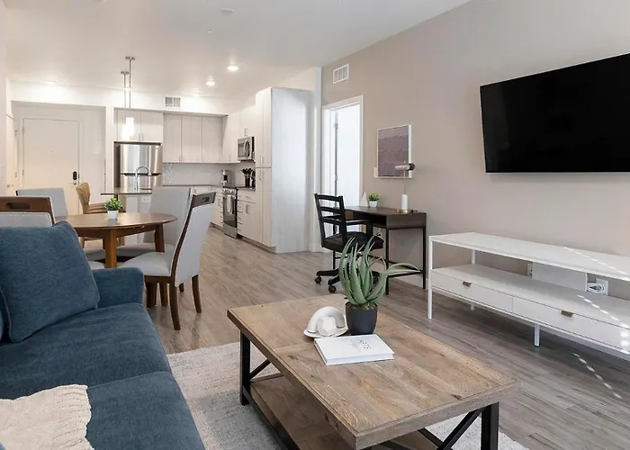Landing Spectacular 2Bd Pool Clubhouse Apartment Mesa