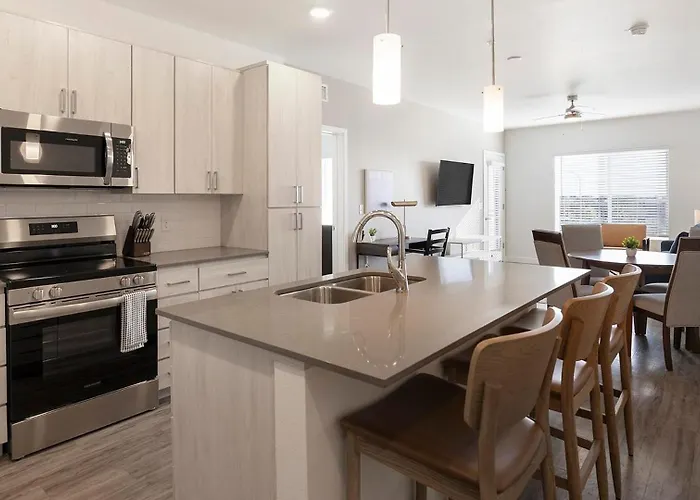 Landing Spectacular 2Bd Pool Clubhouse * Mesa